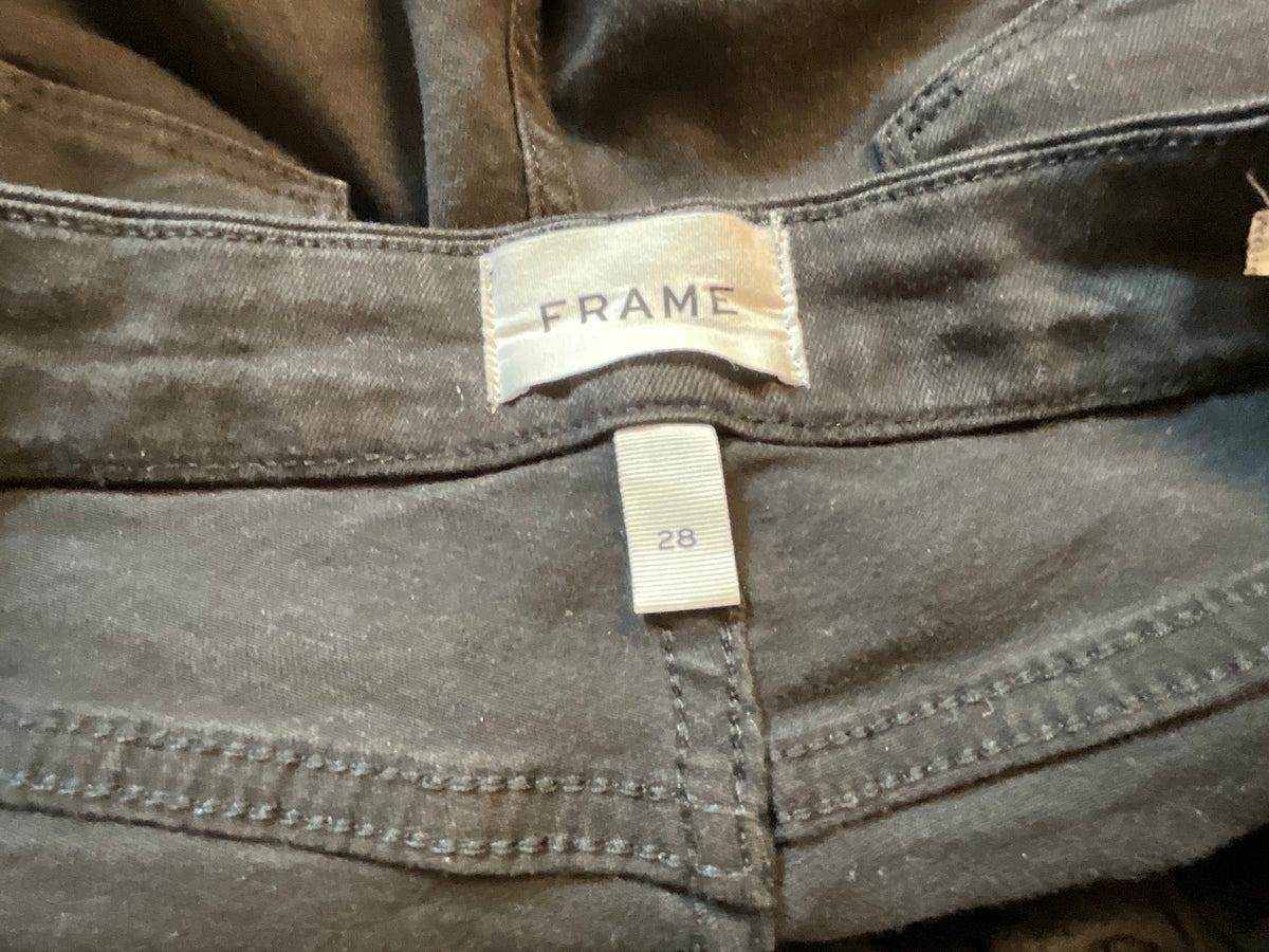 Frame LE CROP MINI BOOT HIGH-RISE BOOTCUT JEANS IN BLACK size 28 ladies