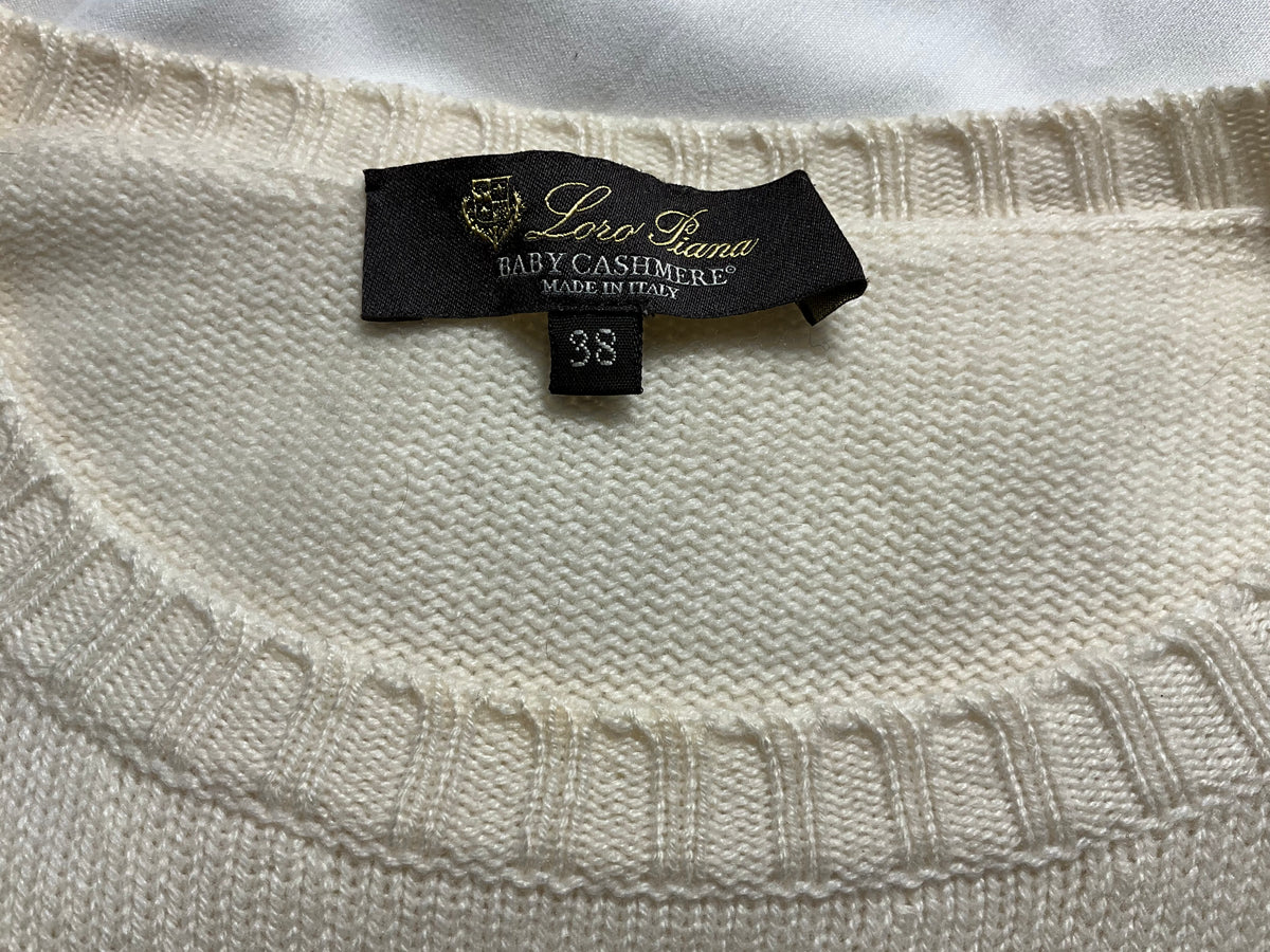 Loro Piana Baby Cashmere Women’s Ivory Crew Neck Jumper – Size IT 38 / XS ladies