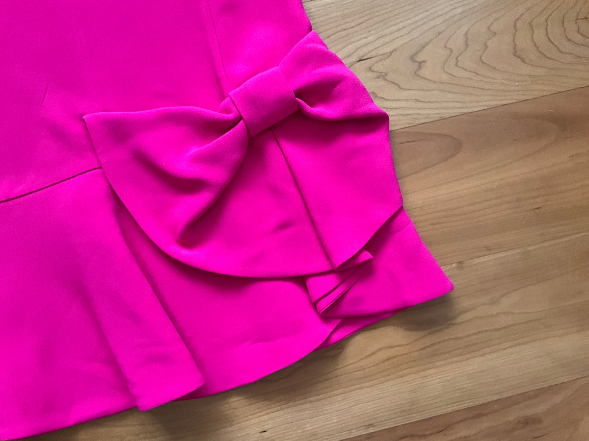 Wonderful MIU MIU Pink Ruffeled Bow Detail Dress Size I 38 fits US 6 UK 2 XS ladies