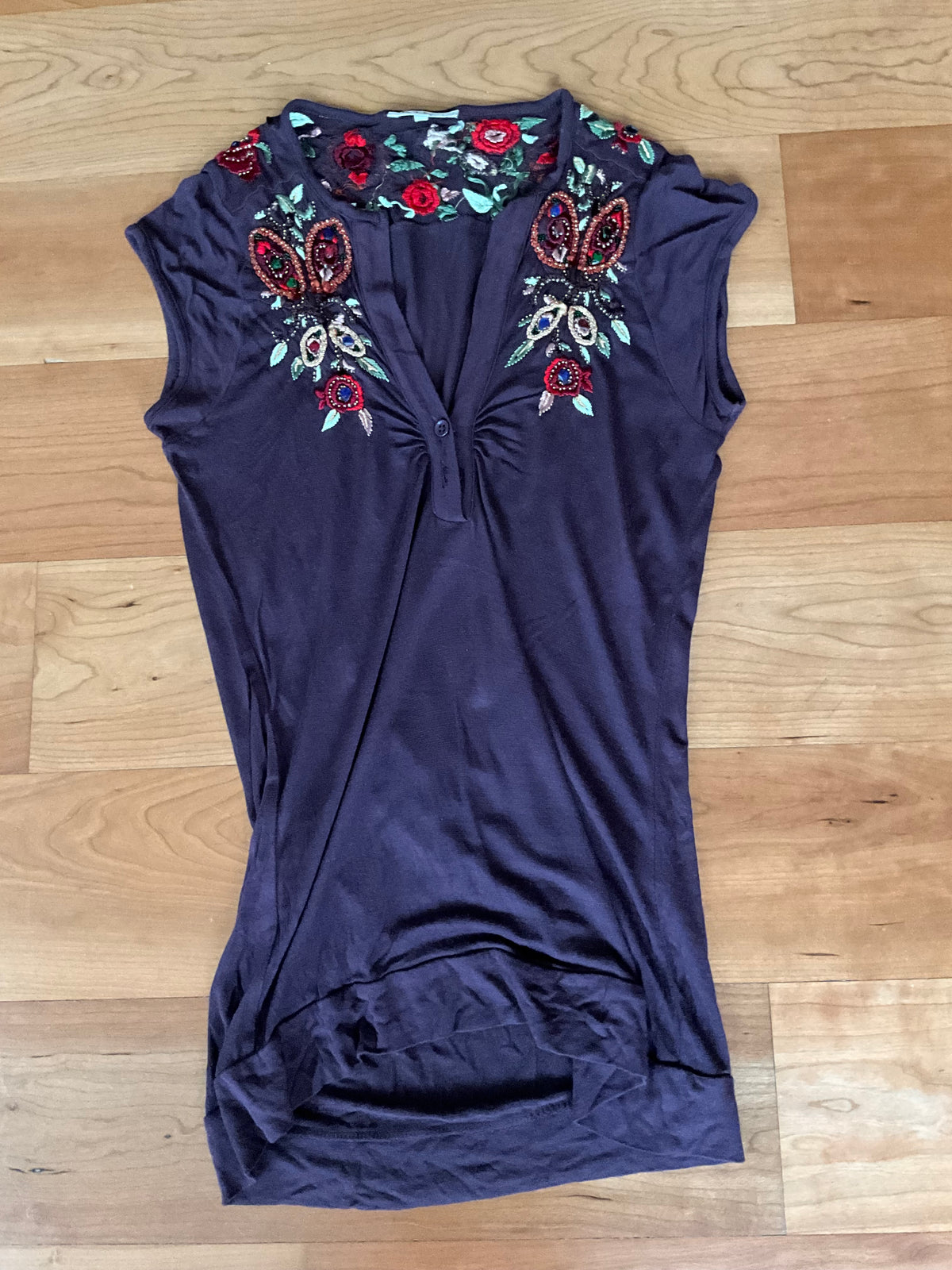Etro Plum Embroidered Beaded Embellished Top Size S small ladies