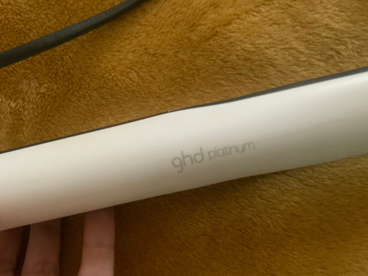 GHD Platinum Plus Hair Straighteners 185 Degrees 2.7m Swivel Cord White