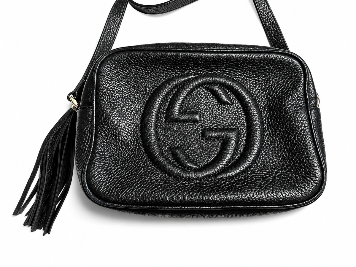 Gucci Pebbled Calfskin Small Soho Disco Bag – Black Handbag ladies
