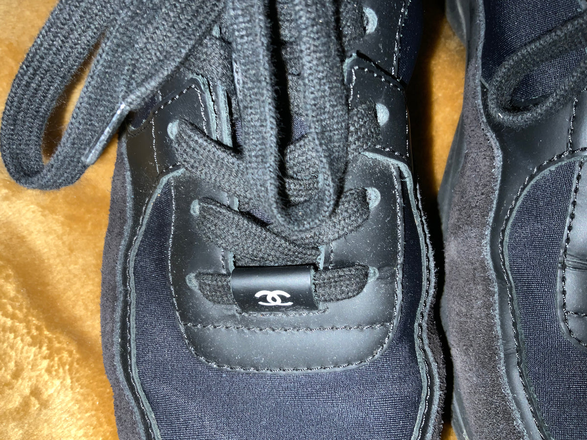 CHANEL Fabric Calfskin Suede CC Sneakers Trainers 37.5 UK4.5 US 7.5 ladies