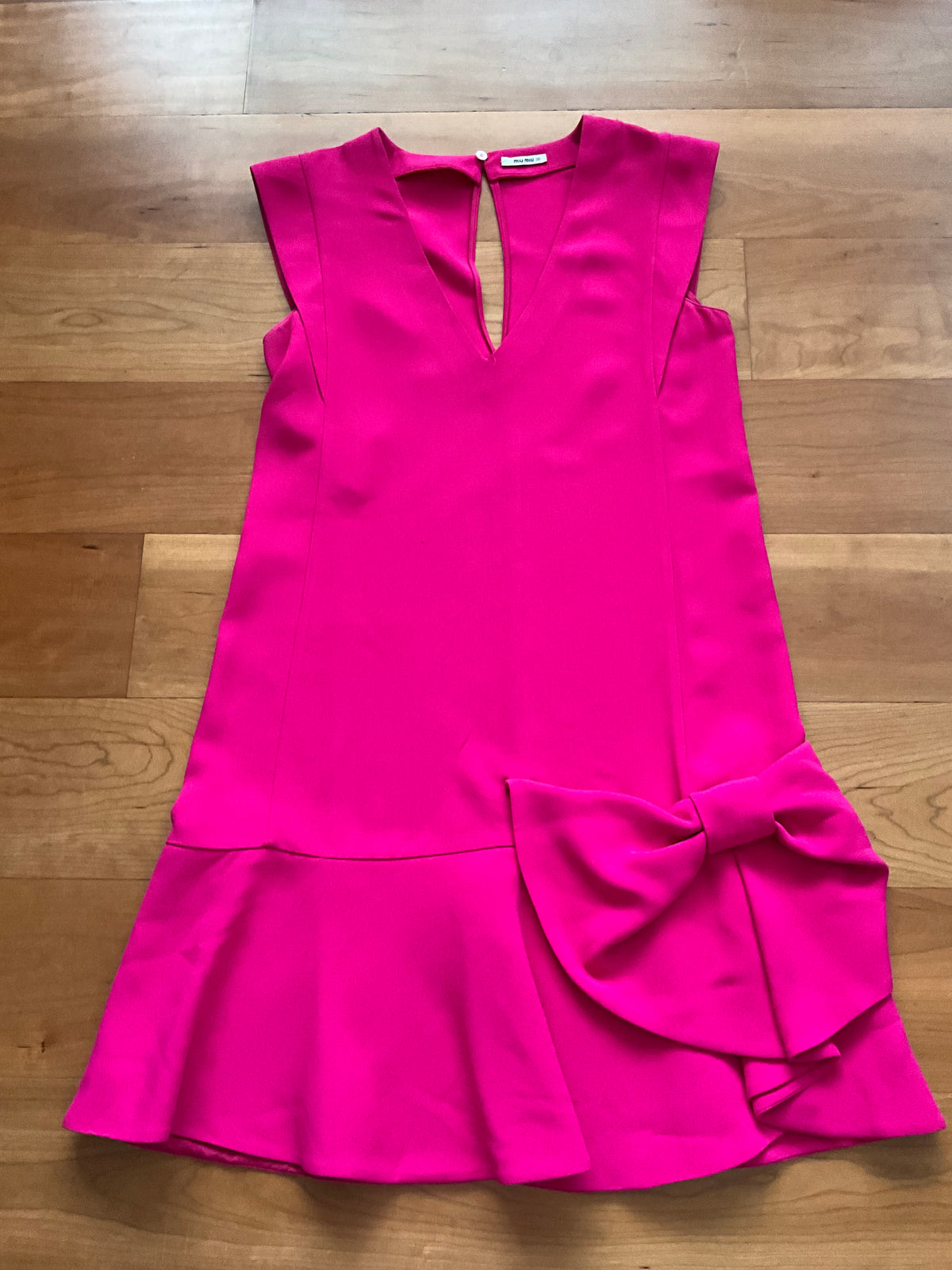 Wonderful MIU MIU Pink Ruffeled Bow Detail Dress Size I 38 fits US 6 UK 2 XS ladies