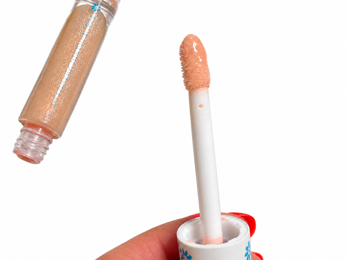 Designer Lip Gloss & Lip Treatment Lot – Set of 10 ladies