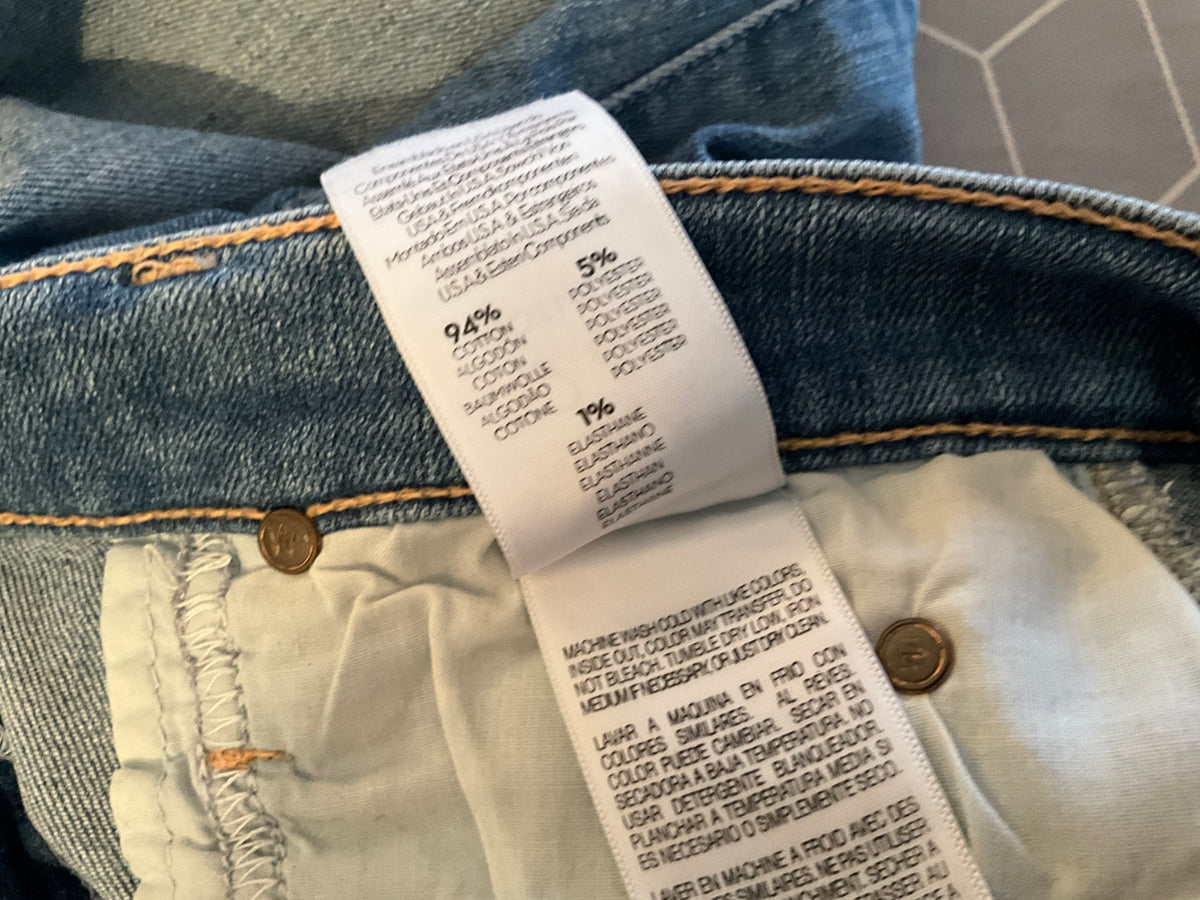 MOTHER The Stunner Zip Ankle Step Fray In Light Kitty Racer Jeans size 26 ladies