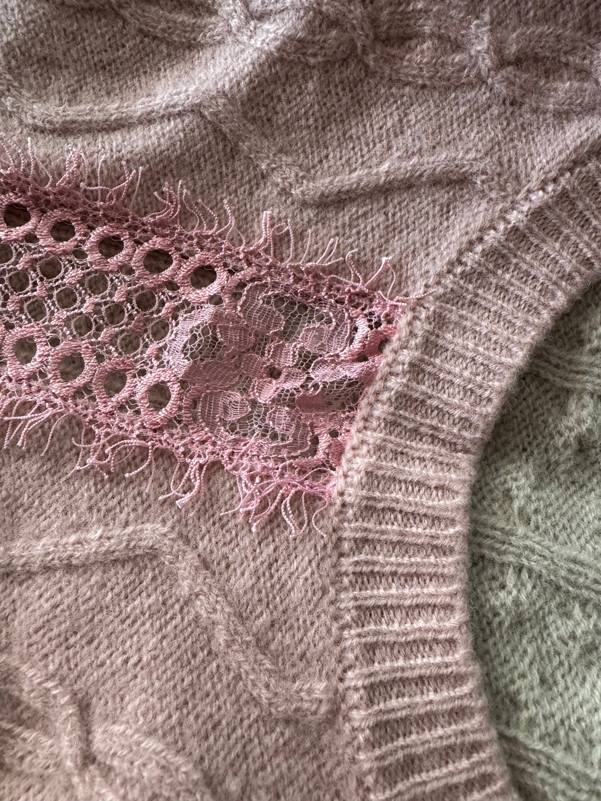 Stella McCartney Lace Insert Virgin Wool Cable Knit Sweater Size I 38 US 2 XS ladies