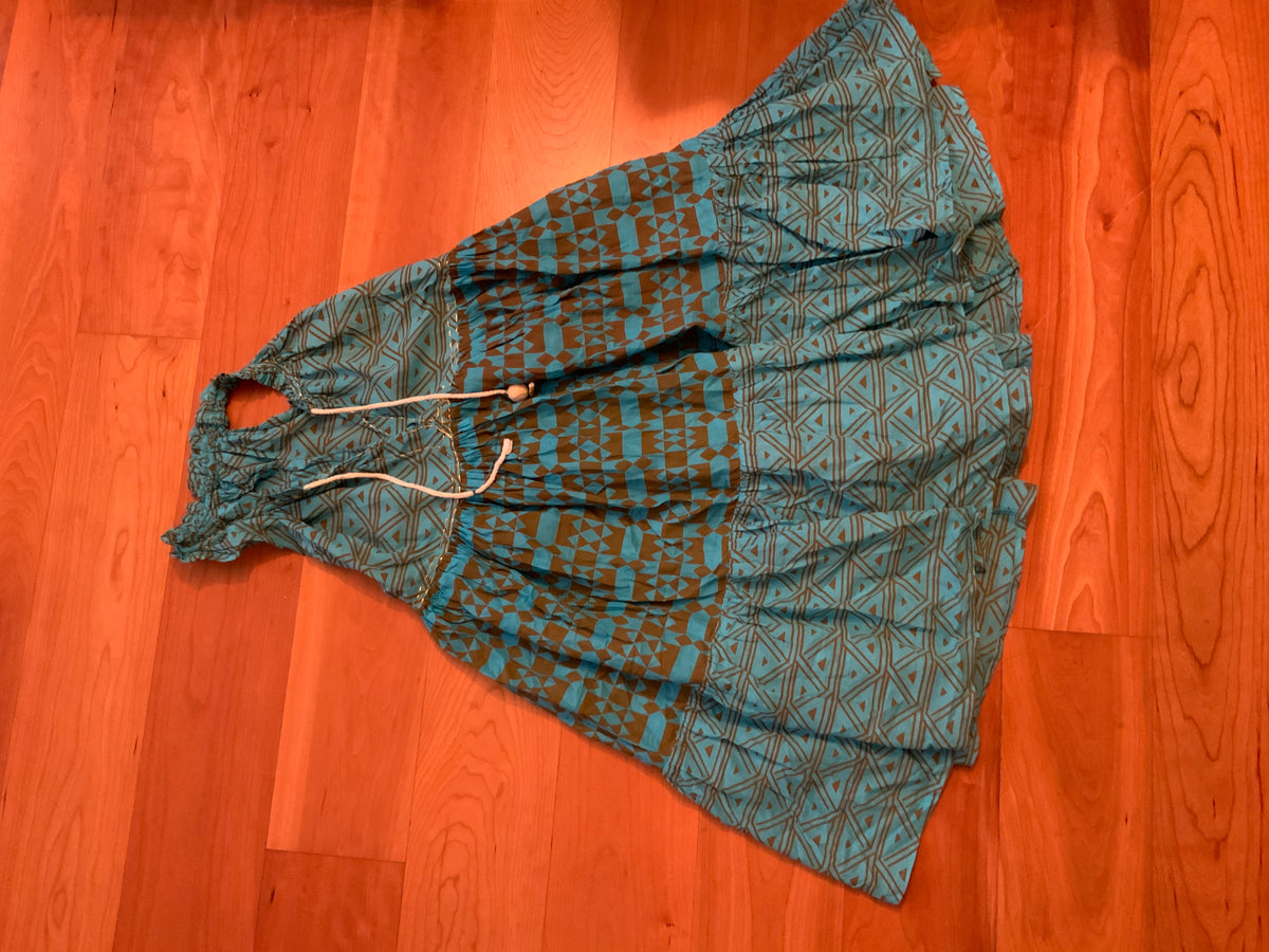 Hand Made in Indonesia Women's Sleeveless V-Neck Dress Size S small ladies