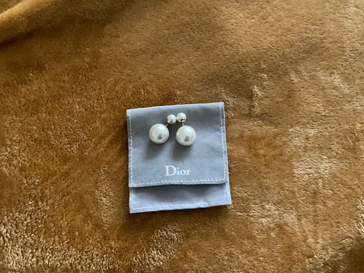 Christian Dior Pearl Mise En Dior Tribal Earrings ladies