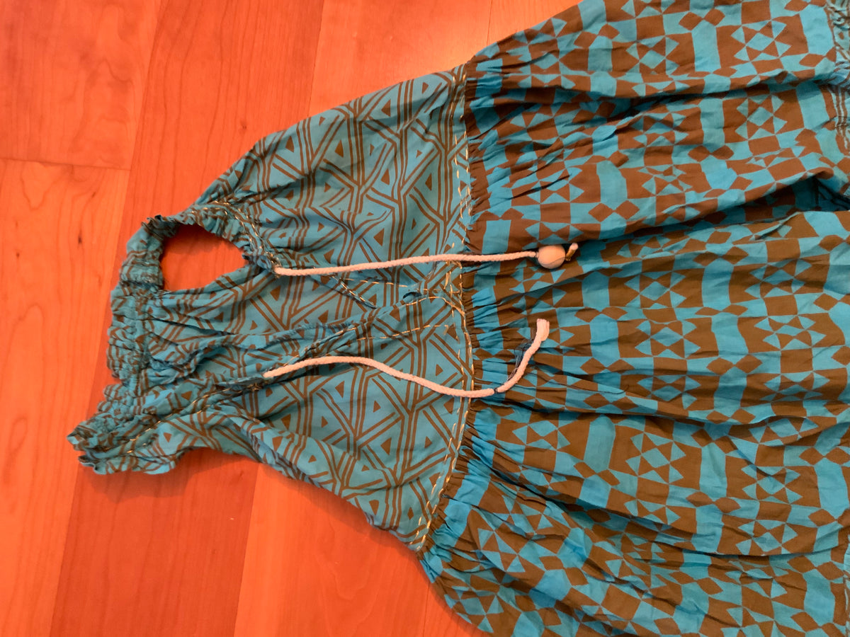 Hand Made in Indonesia Women's Sleeveless V-Neck Dress Size S small ladies