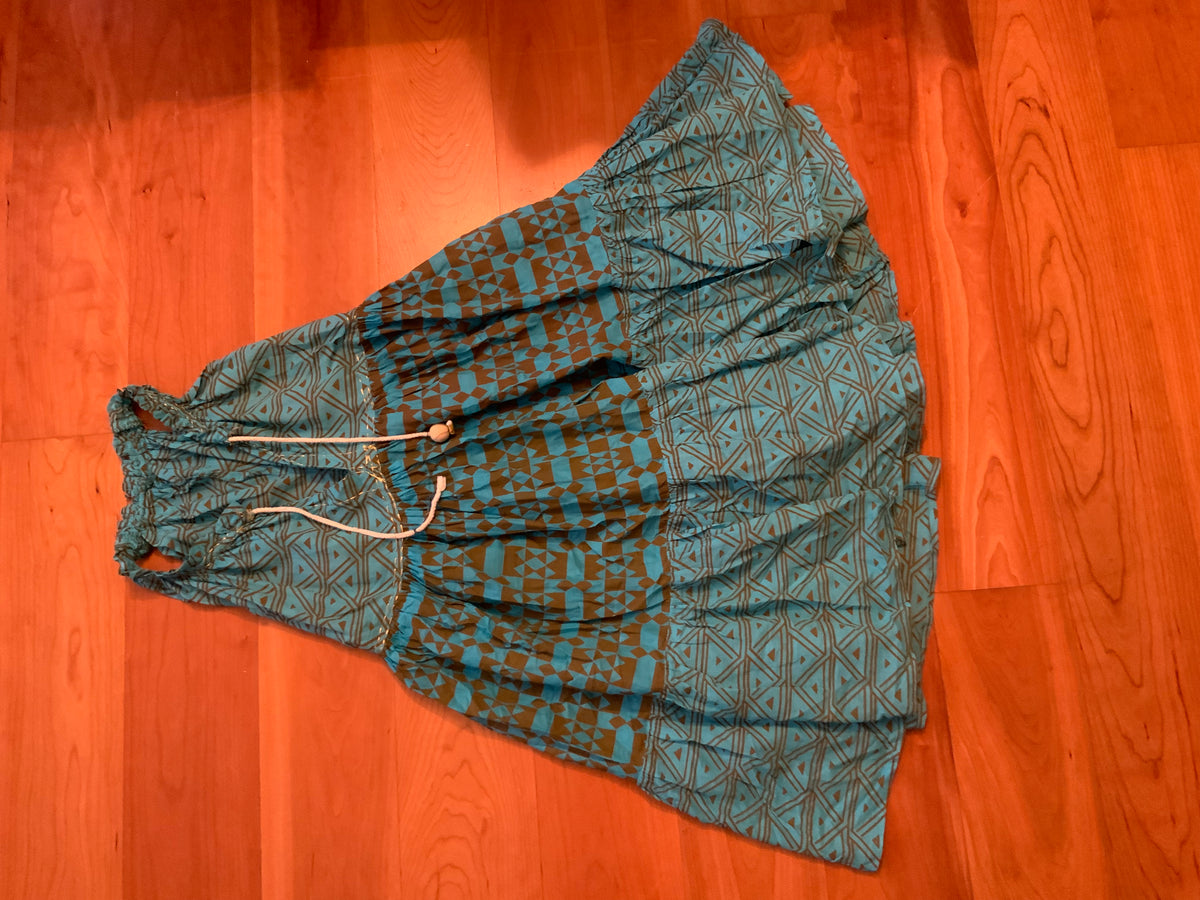 Hand Made in Indonesia Women's Sleeveless V-Neck Dress Size S small ladies