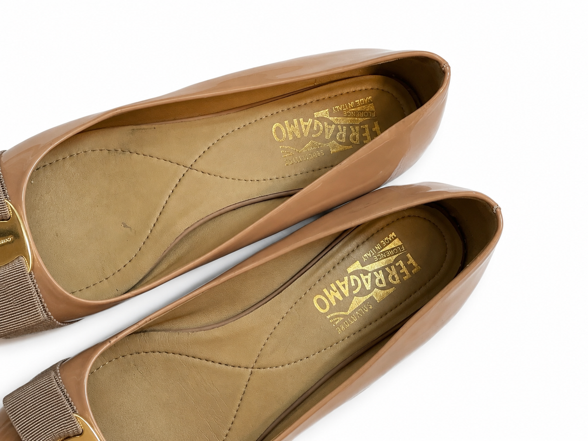 Salvatore Ferragamo Varina bow-embellished patent-leather ballet flats Size 8 1/2 38.5 ladies
