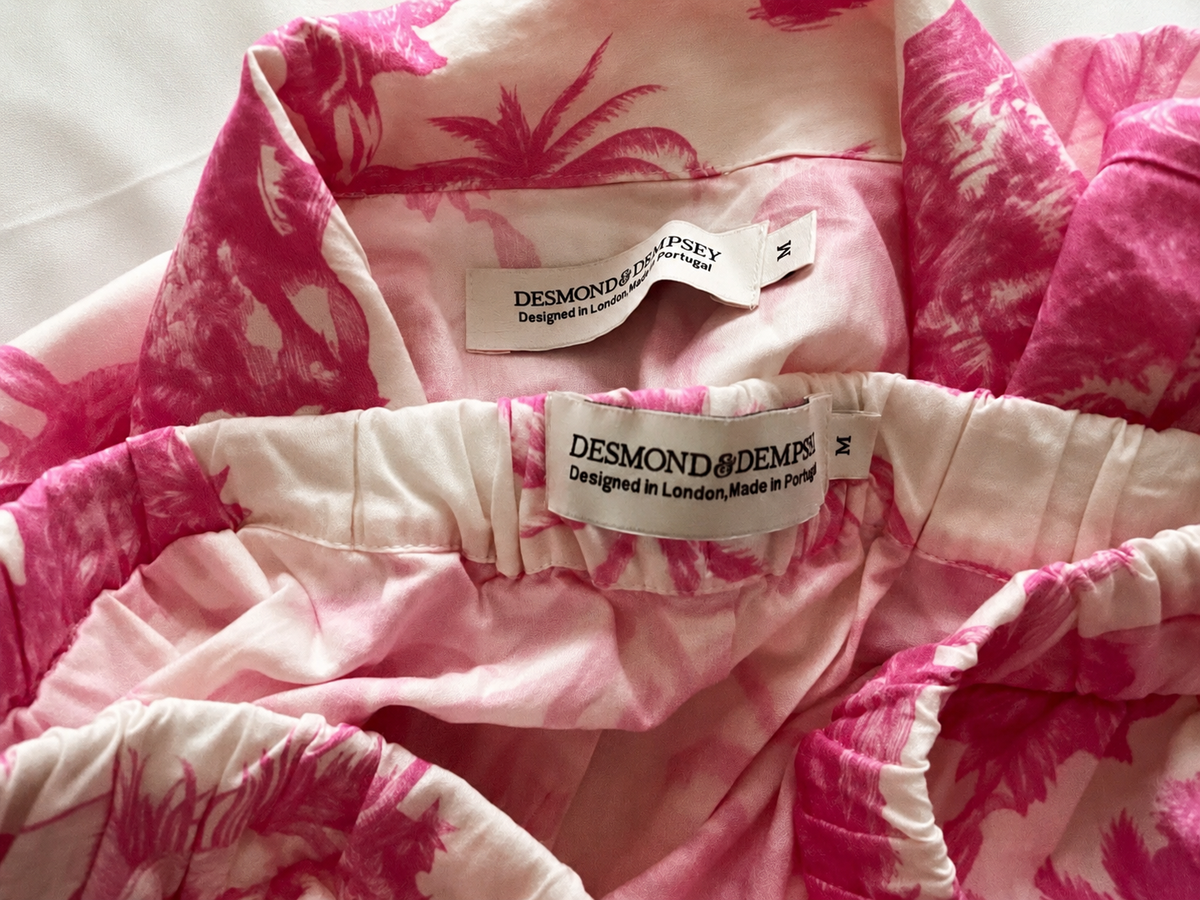 Desmond & Dempsey Pink Toile Print Pajama Set – Size M ladies