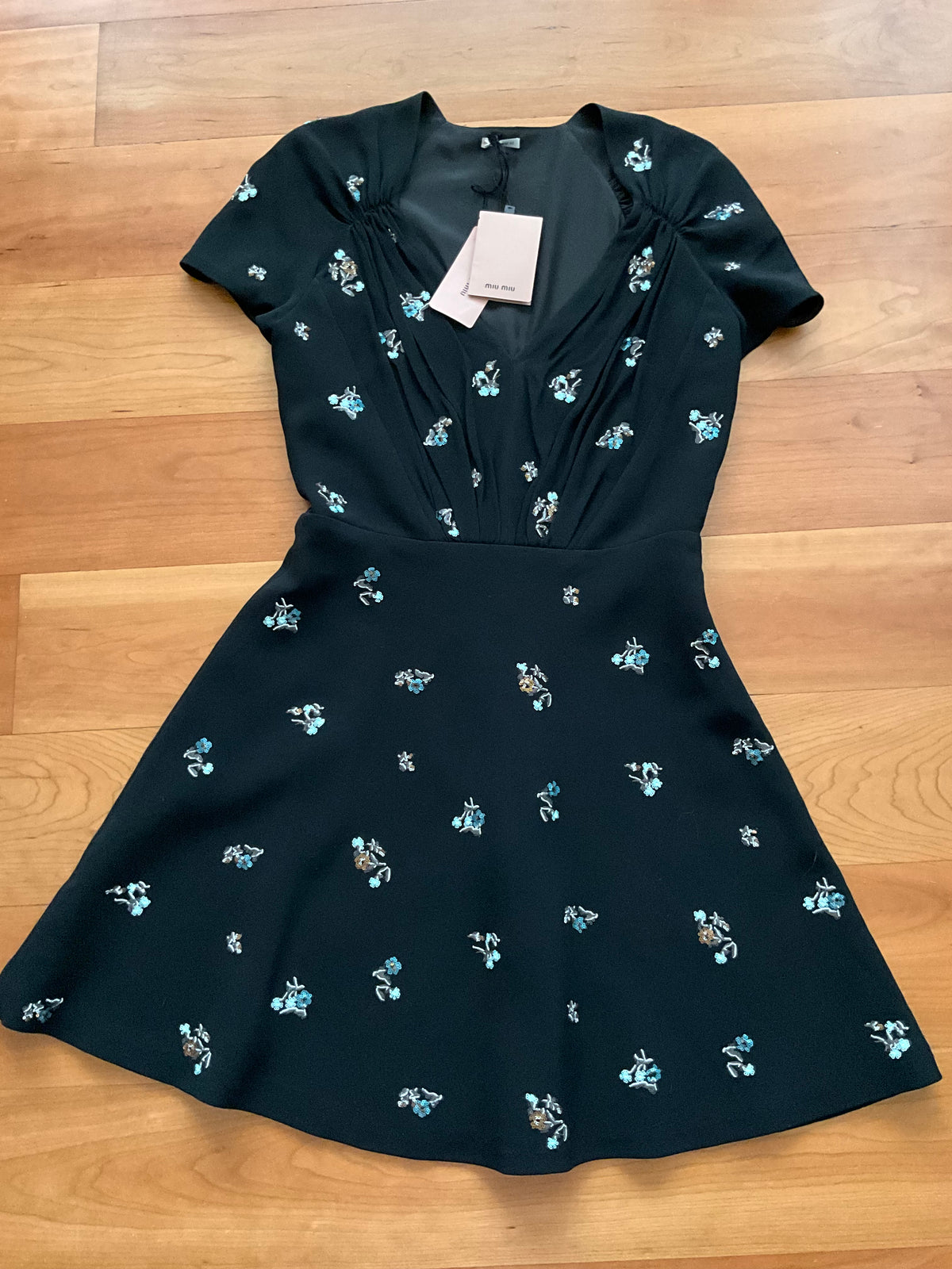 Miu Miu Black Crepe Sequin Embellished Plunge Black Dress Size I 40 S Small ladies