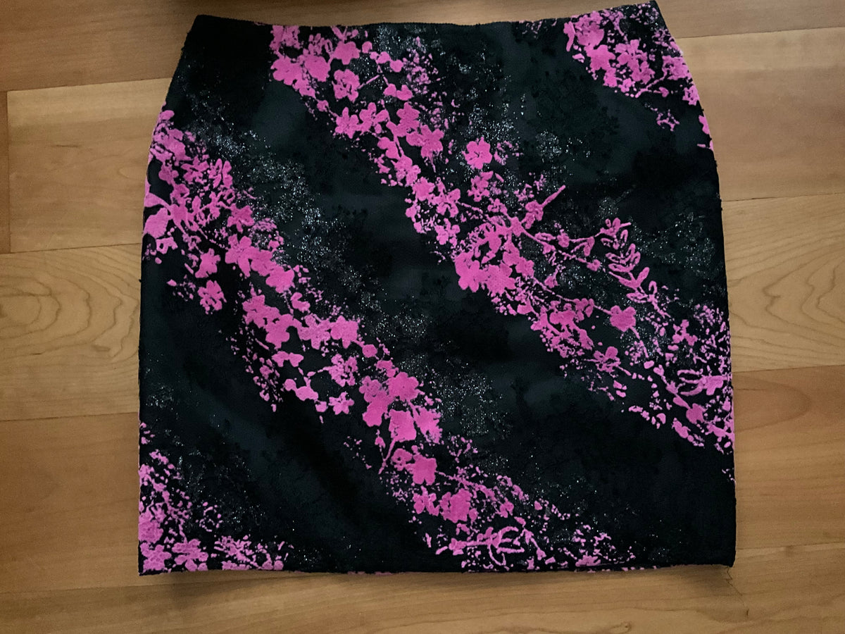 Antonio Berardi Pink Black Jacquard Skirt Suit Set Size I 42 UK 10 US 6 ladies