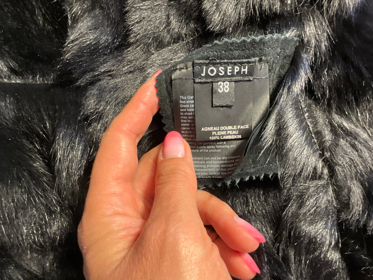 Joseph Black Lambskin Shearling Vest – Size 38 ladies