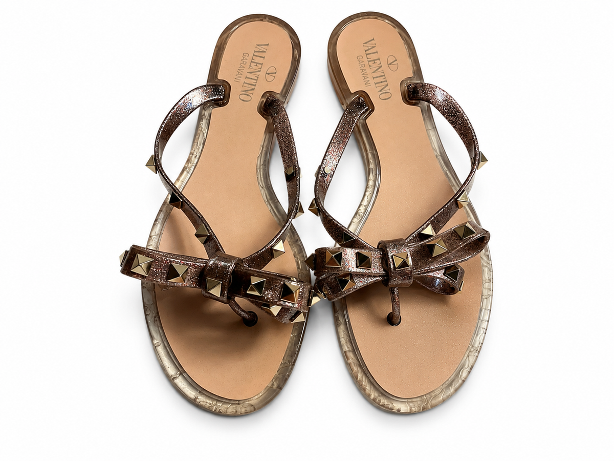 Valentino Garavani Rockstud Rubber Sandals – Size 38 ladies