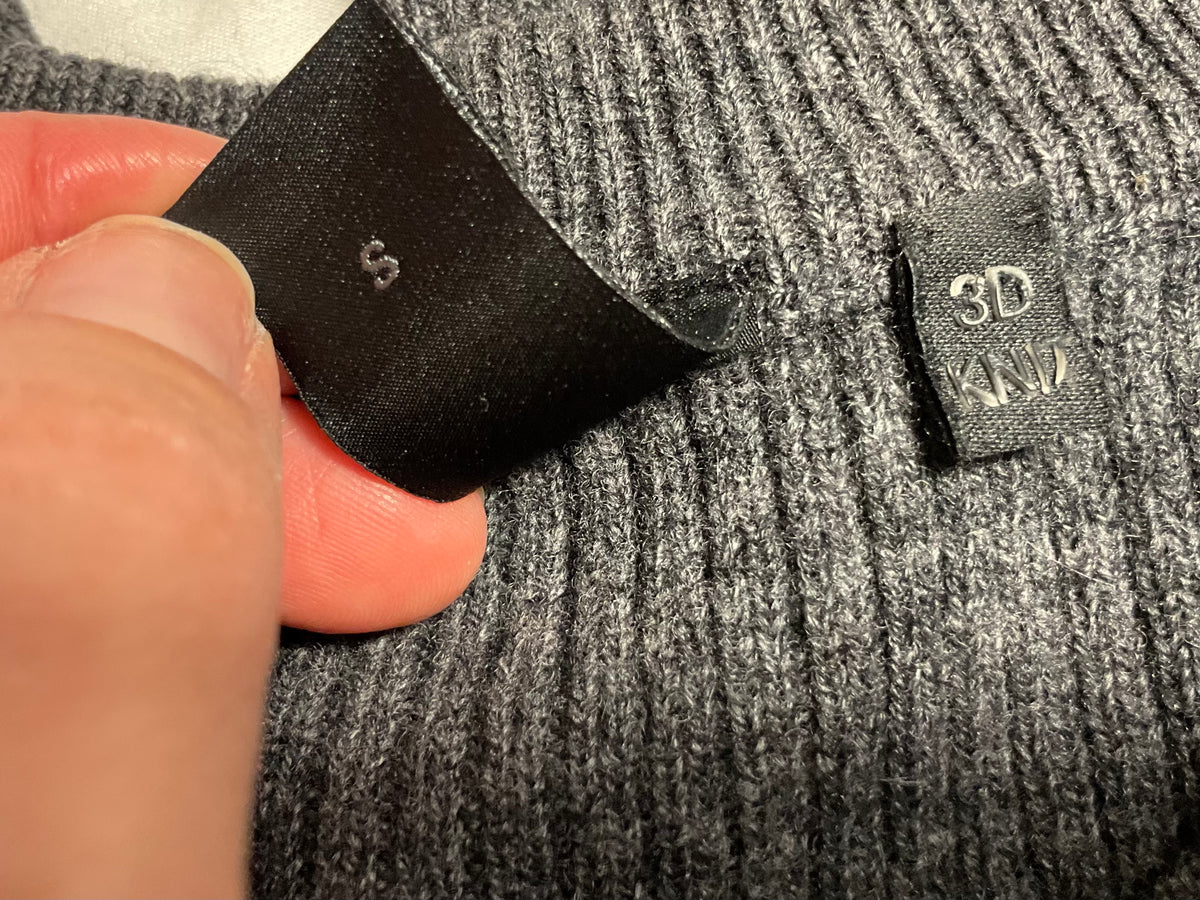 AlphaTauri Grey 3D Ribbed Knit Wool & Cashmere Jumper – Size S men