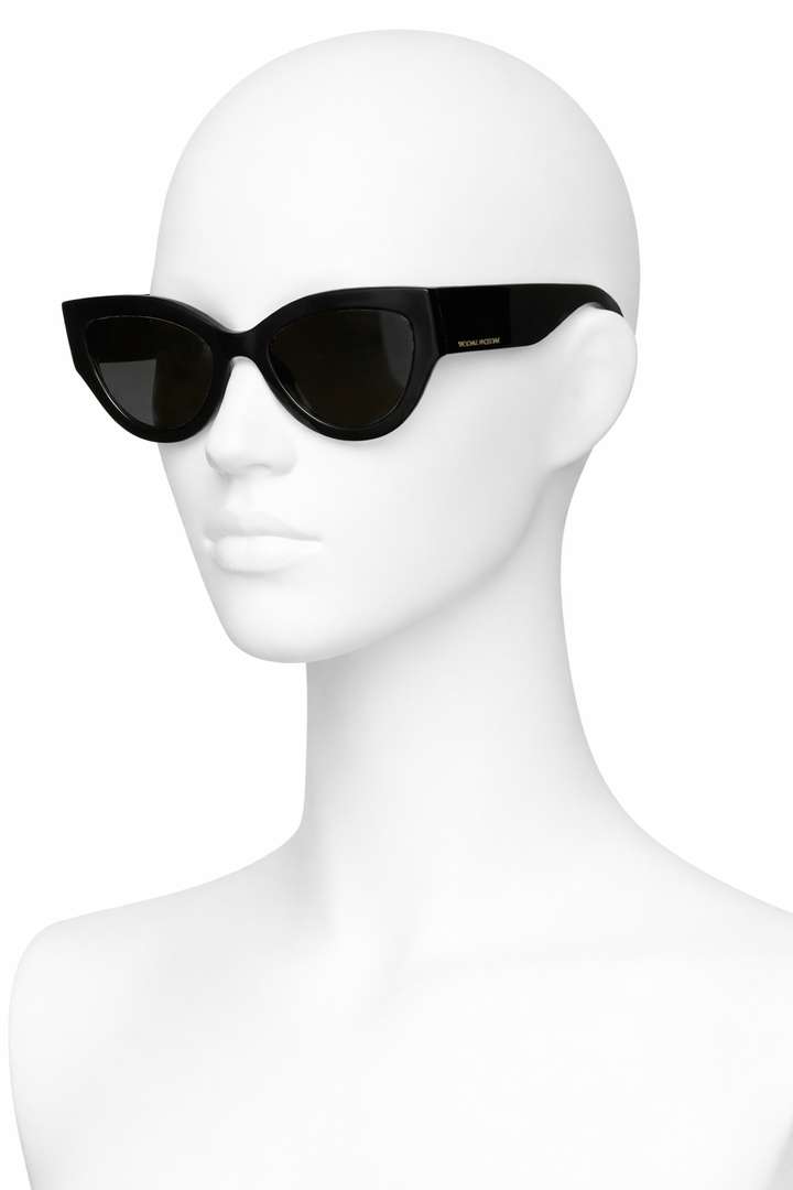 Victoria Beckham VB628S Oversized Sunglasses ladies