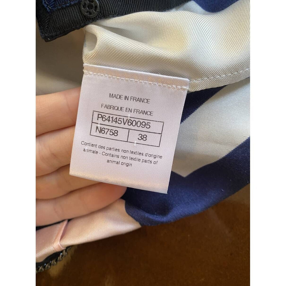 Chanel 2020 Pure Silk Logo Runaway Jacket Size F 38 UK 10 US 6 ladies
