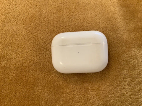 Apple AirPods Left Side missing Earphone 1nd generation pro in working condition