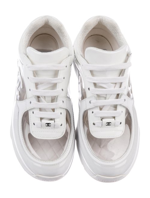 CHANEL 2018 White CC Low-Top Sneakers Trainers Shoes Ladies