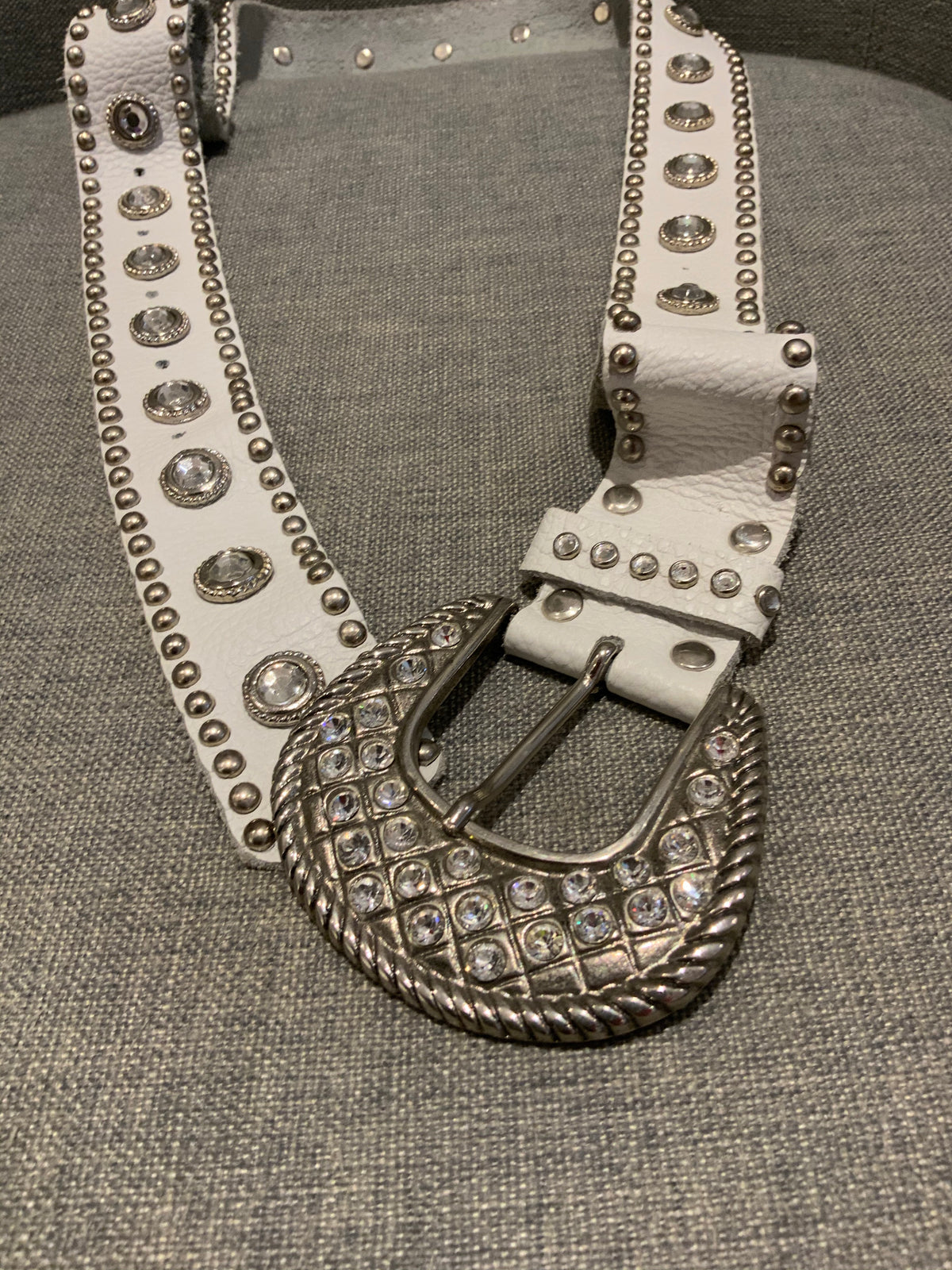 White Leather Studded Crystal Belt Size 85 / 34 ladies