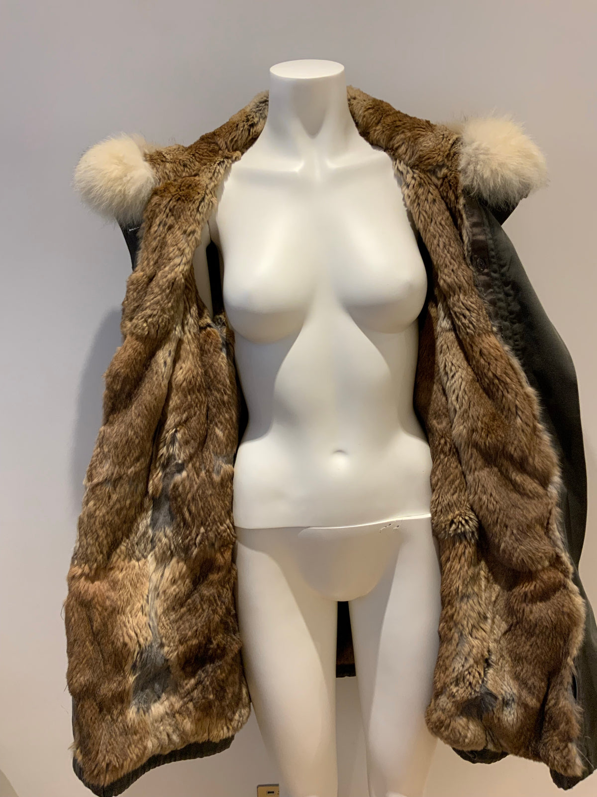 Yves Salomon Army Collection natural coyote fur jacket Sz F 36 S Small ladies