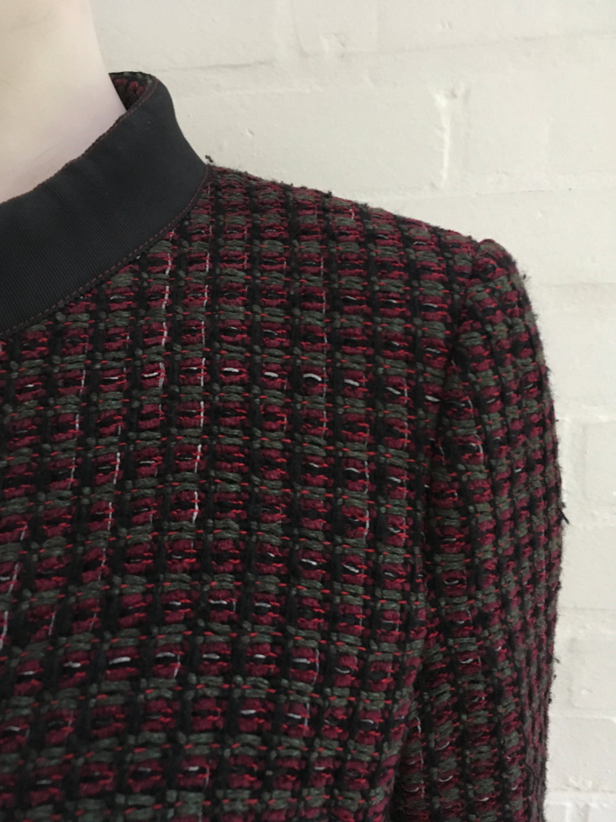 CHANEL Burgundy Fantasy Tweed Jacket 15K Blazer Ladies