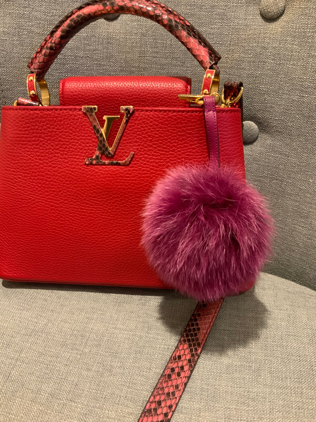 FENDI POM POM BAG CHARM MAGENTA FOX FUR, GOLD HARDWARE KEY RING ladies
