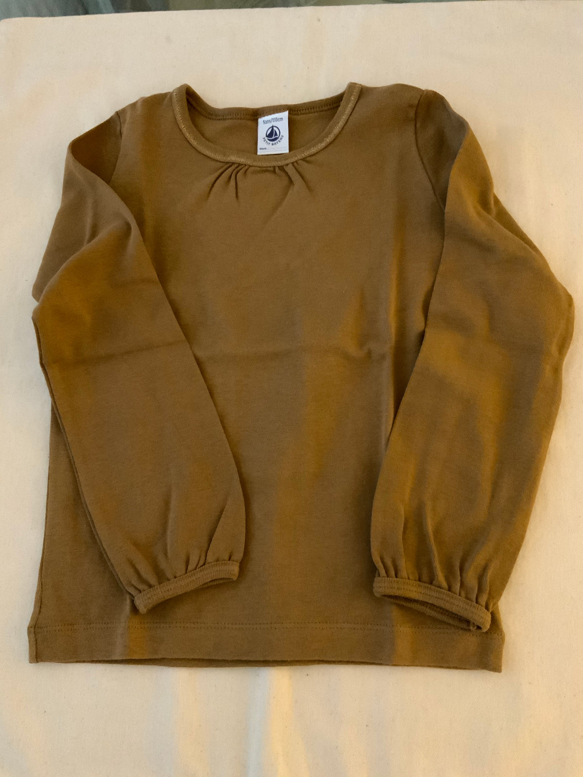 PETIT BATEAU Girl’s Top Gold Trim Neck 5 Years old 110 cm children