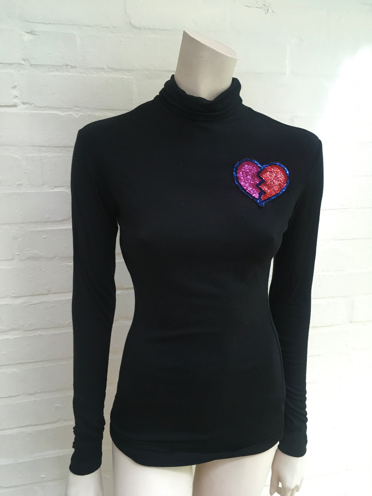 Yazbukey Sequins Broken Heart Long Sleeve Top Beautiful Ladies