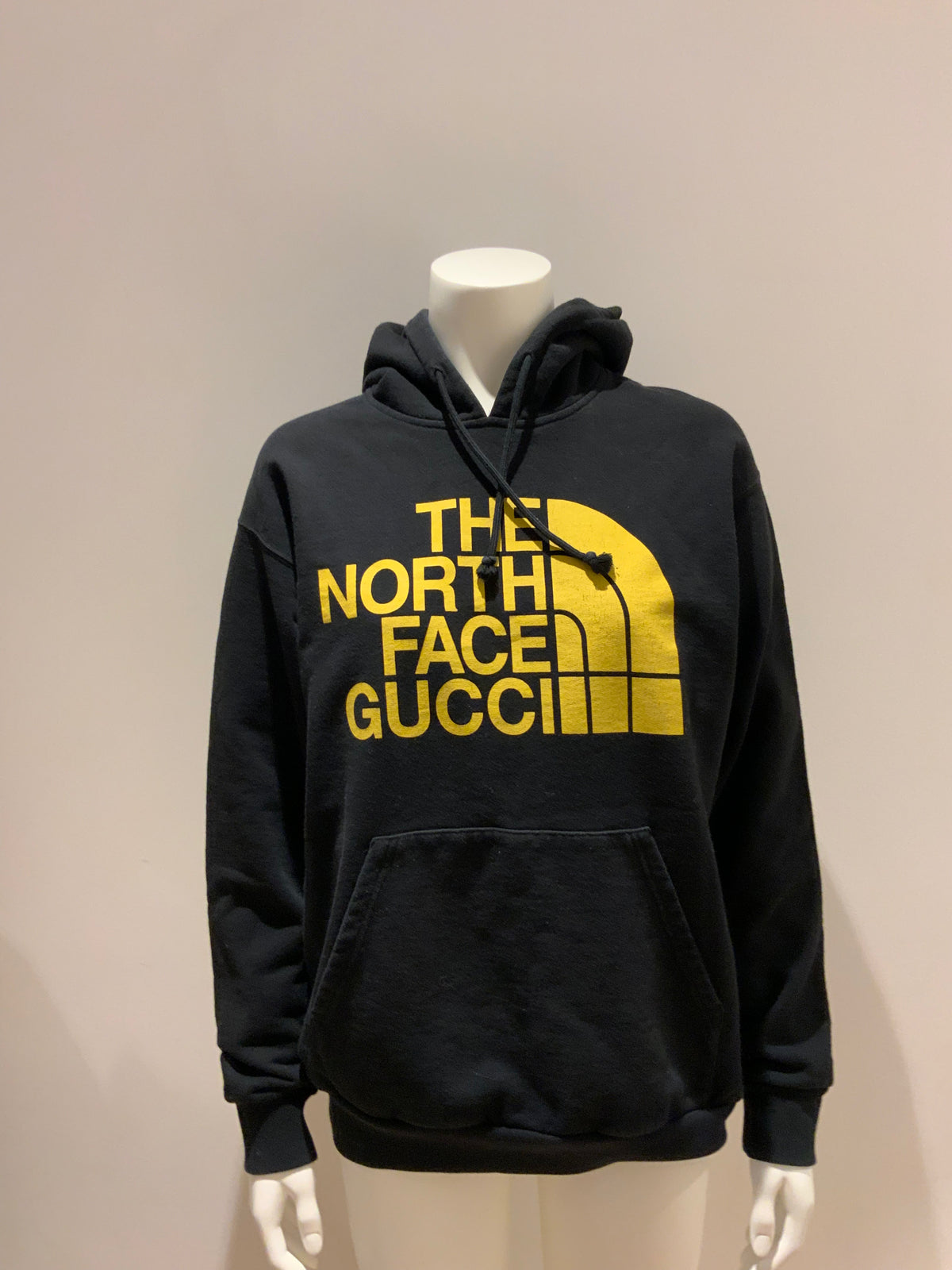 Unisex GUCCI X THE NORTH FACE BLACK YELLOW HOODIE LIMITED EDITIN SIZE XS men