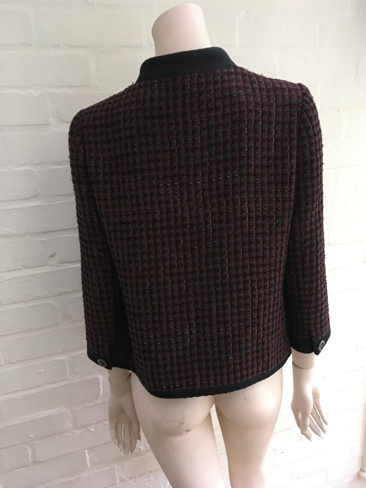 CHANEL Burgundy Fantasy Tweed Jacket 15K Blazer Ladies