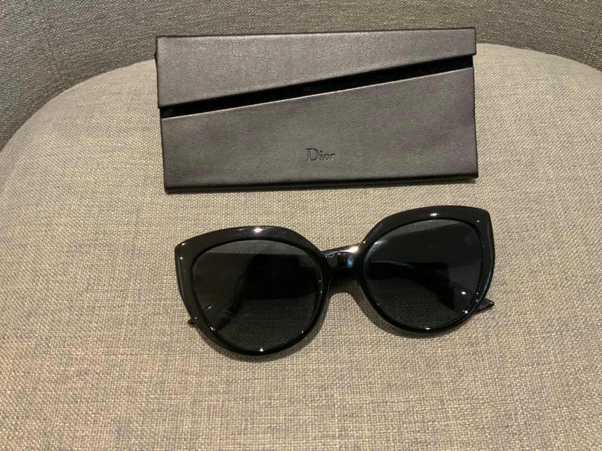 MOST WANTED Christian Dior DDIORF SUNGLASSES Includes original Dior case card ladies