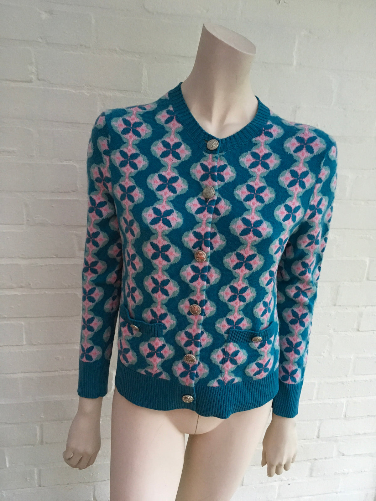 CHANEL 2017 PARIS CUBA CROP CASHMERE CARDIGAN Ladies