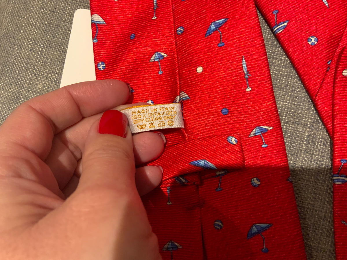 Bvlgari handmade seven fold red printed silk necktie self tipped 9cm men