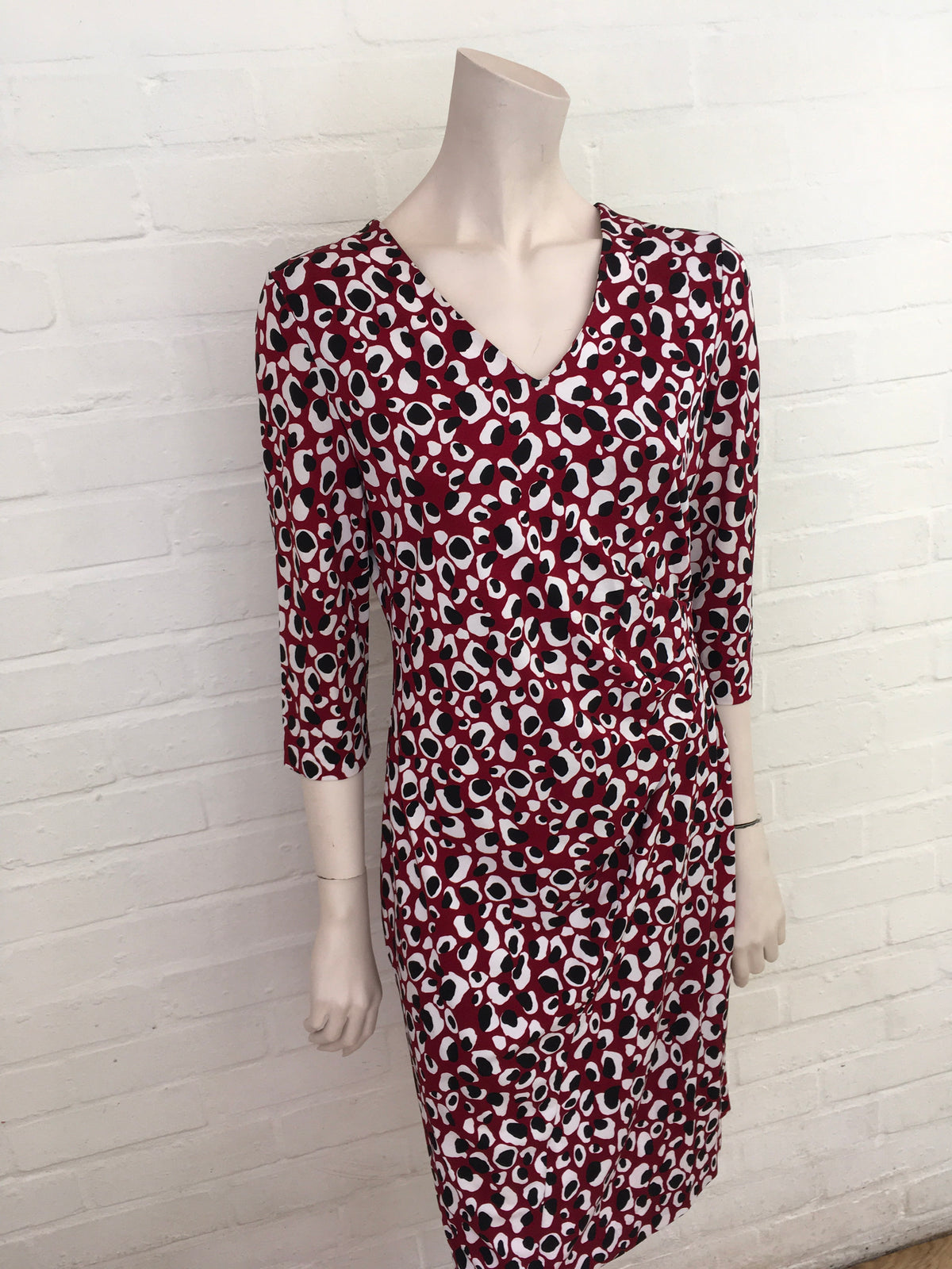 BOSS Hugo Boss Epona V-Neck 3/4 Sleeve Printed Sheath Midi Dress Size M Medium ladies