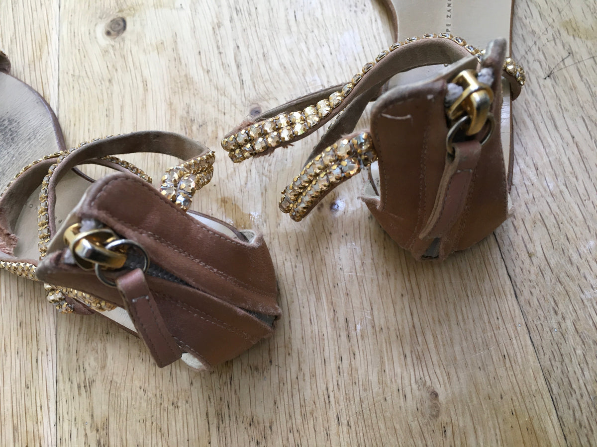 Giuseppe Zanotti sandals with embellishment shoes flats Size 35 ladies