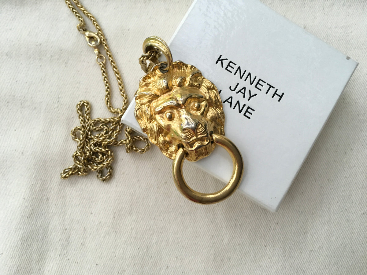 Kenneth Jay Lane Lion Doorknocker Pendant Gold Plated Chain Necklace ladies