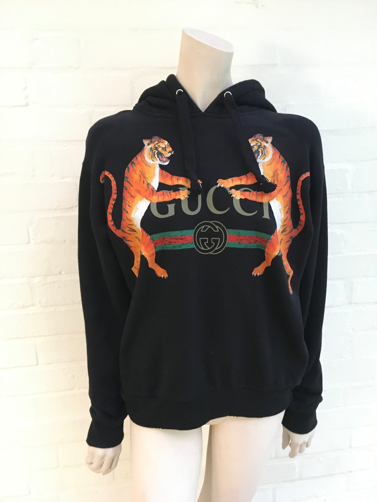 GUCCI tiger black logo sweatshirt top hoodie Size XS ladies