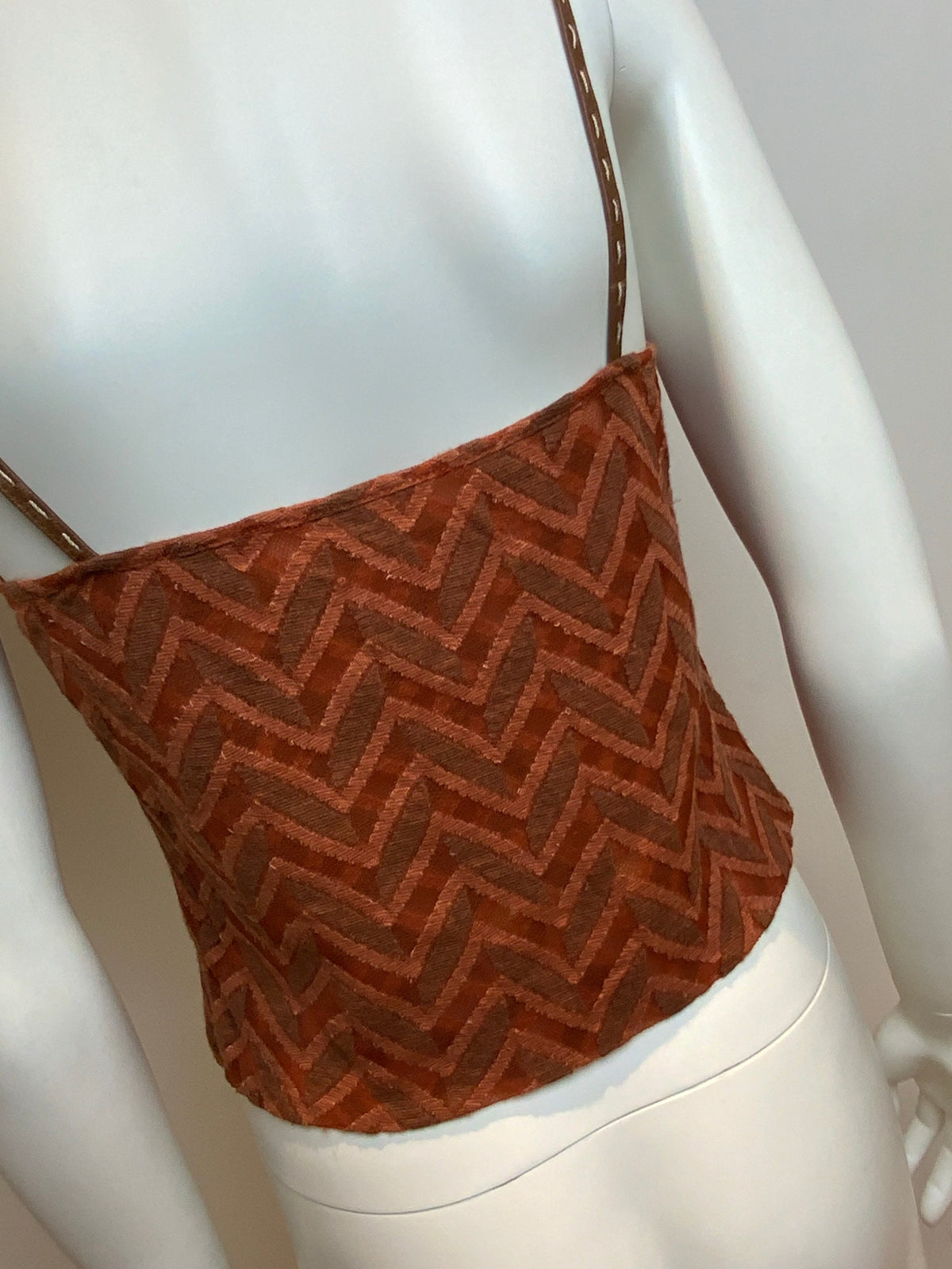 Zig Zag Wool Cropped Tank TOP Size I 44 ladies
