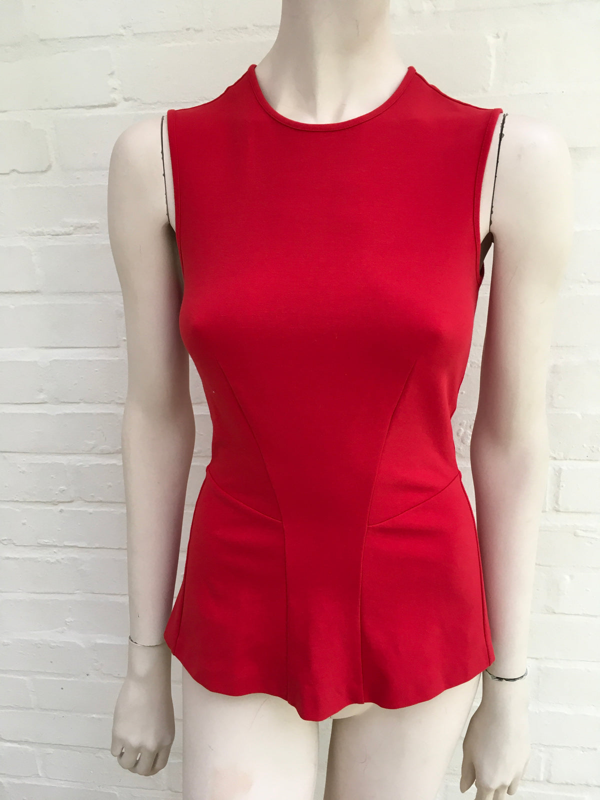 Stella McCartney Crew Neck Sleeveless Red Top Size I 38 UK 6 US 2 ladies