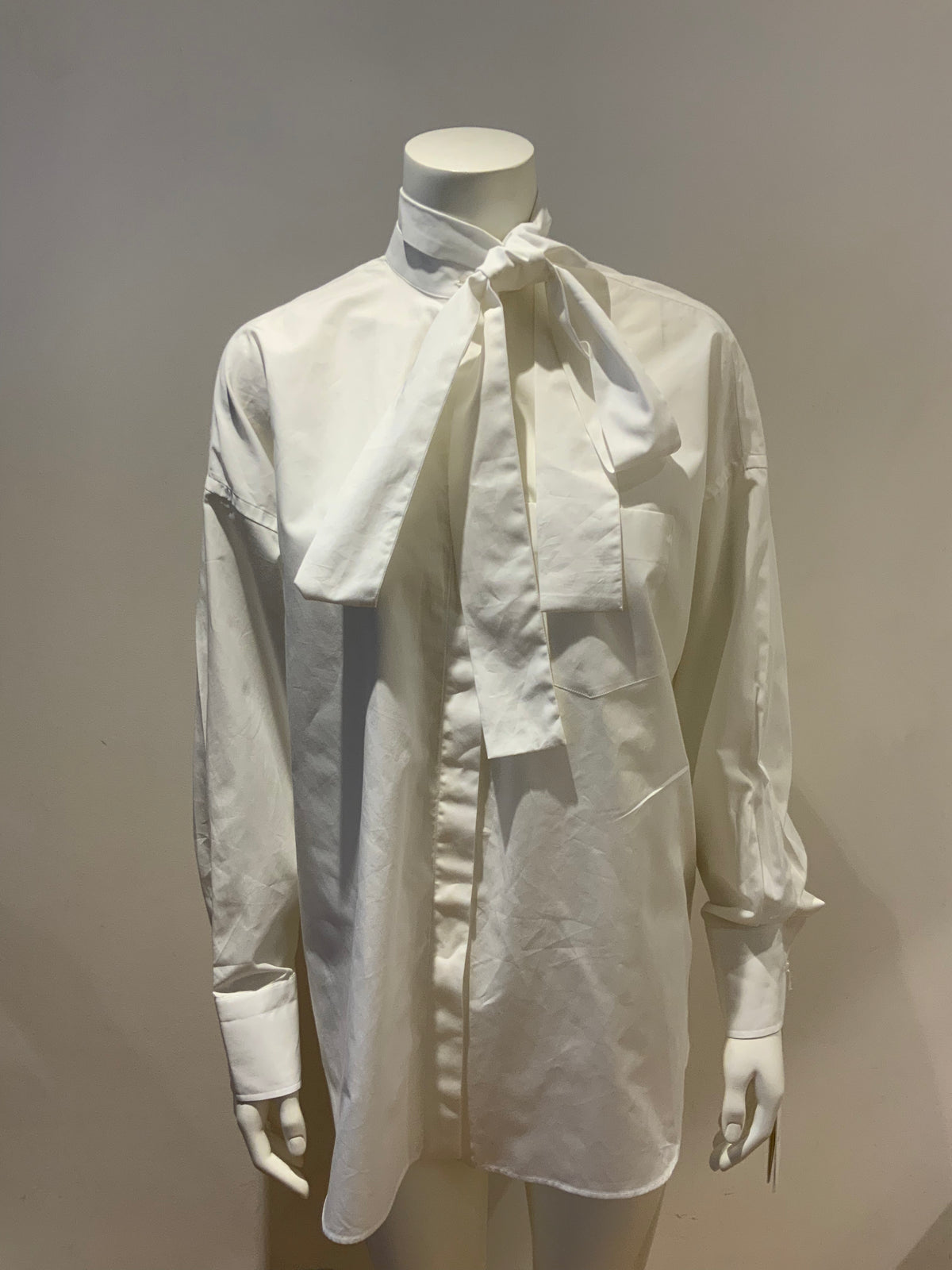 Valentino White Cotton Neck Tie Detail Oversized Tunic Shirt Size I 42 UK 10 US6 ladies