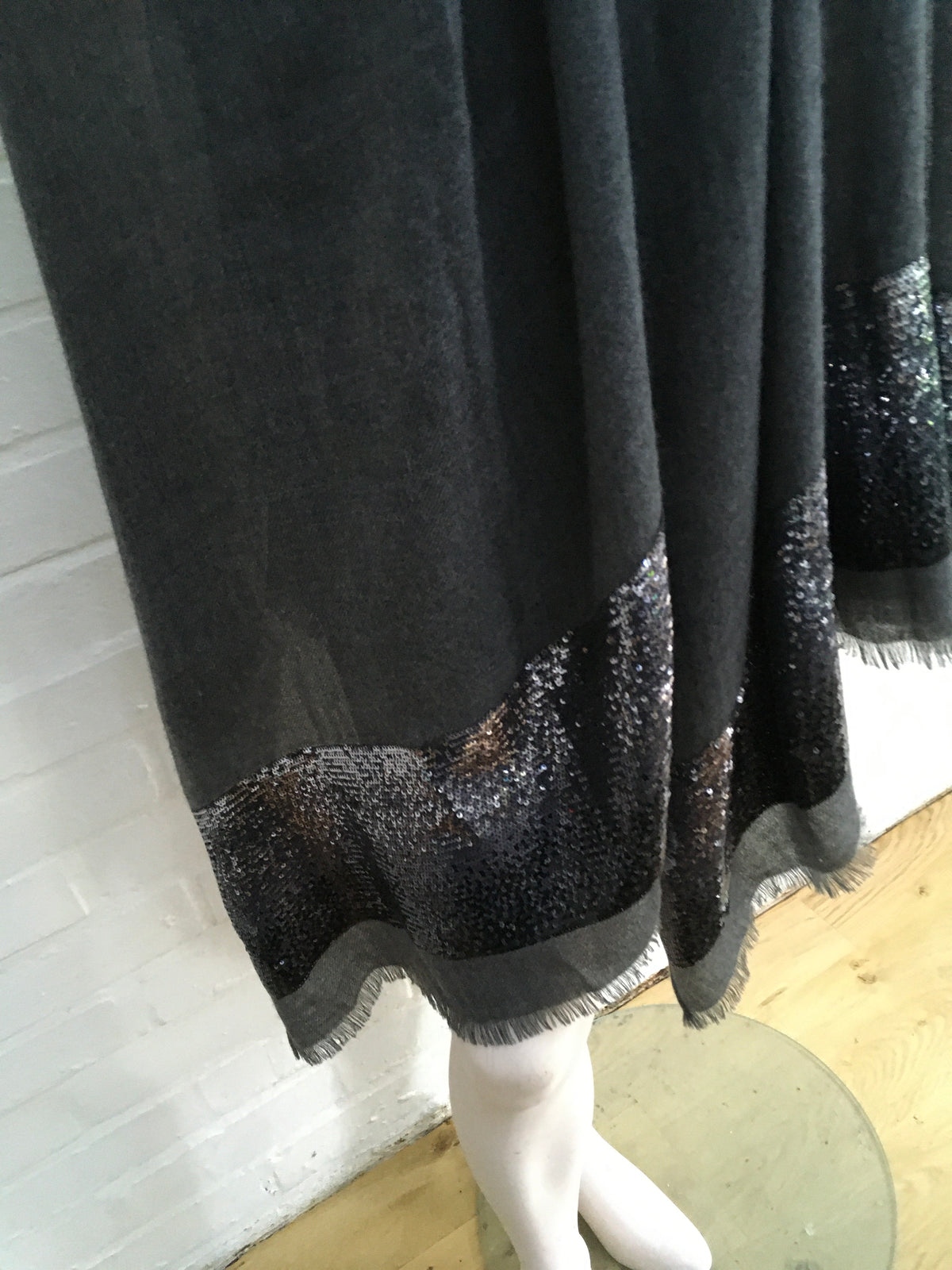 Loro Piana Cashmere Sequin Raw-Edge Scarf Shawl Ladies