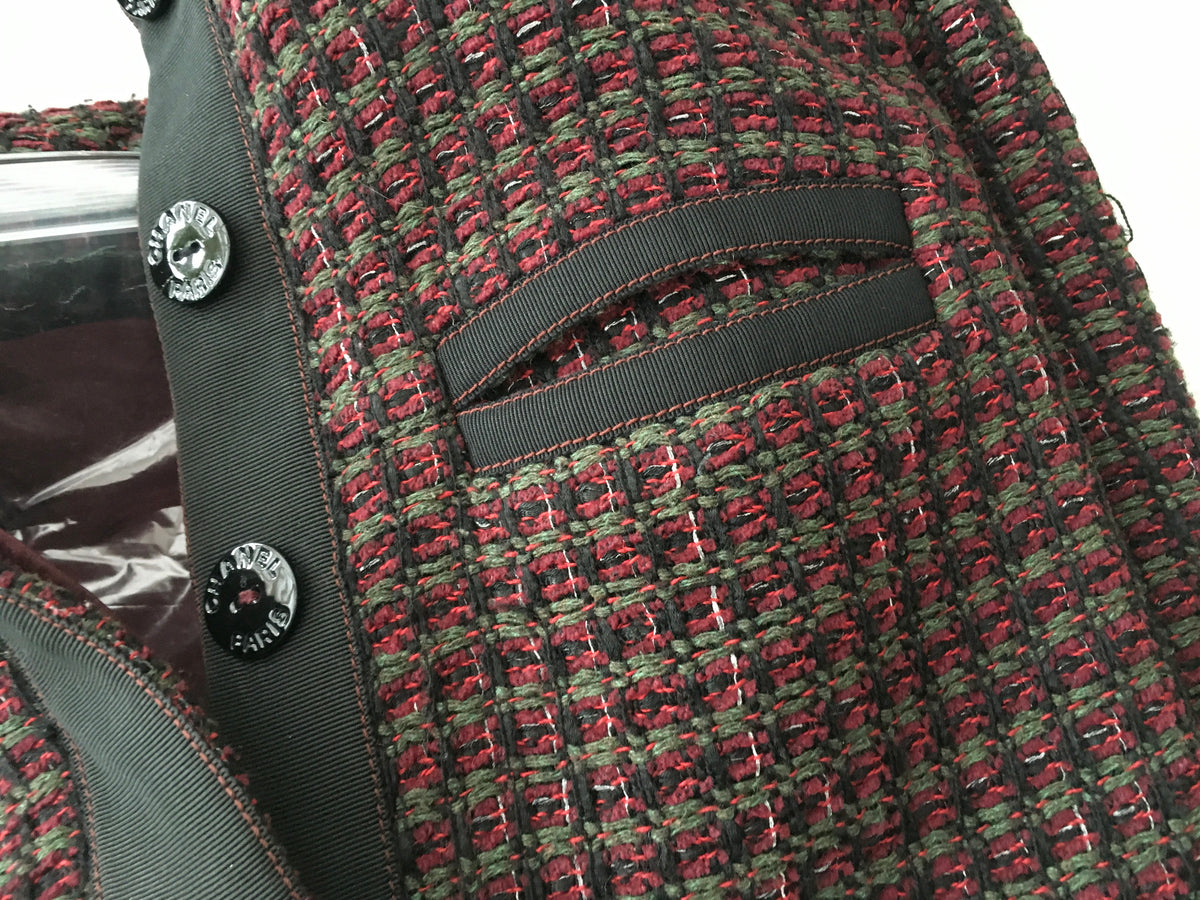 CHANEL Burgundy Fantasy Tweed Jacket 15K Blazer Ladies