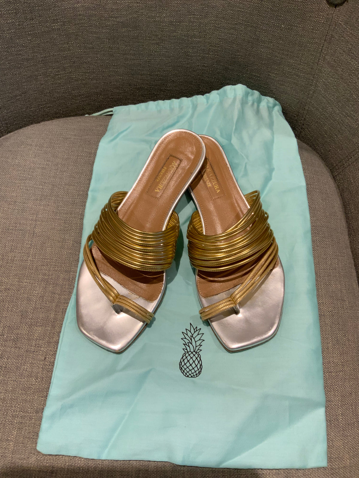 Aquazzura Gold Leather Flat Slippers Sandals Size 35 US 2 UK 5 ladies