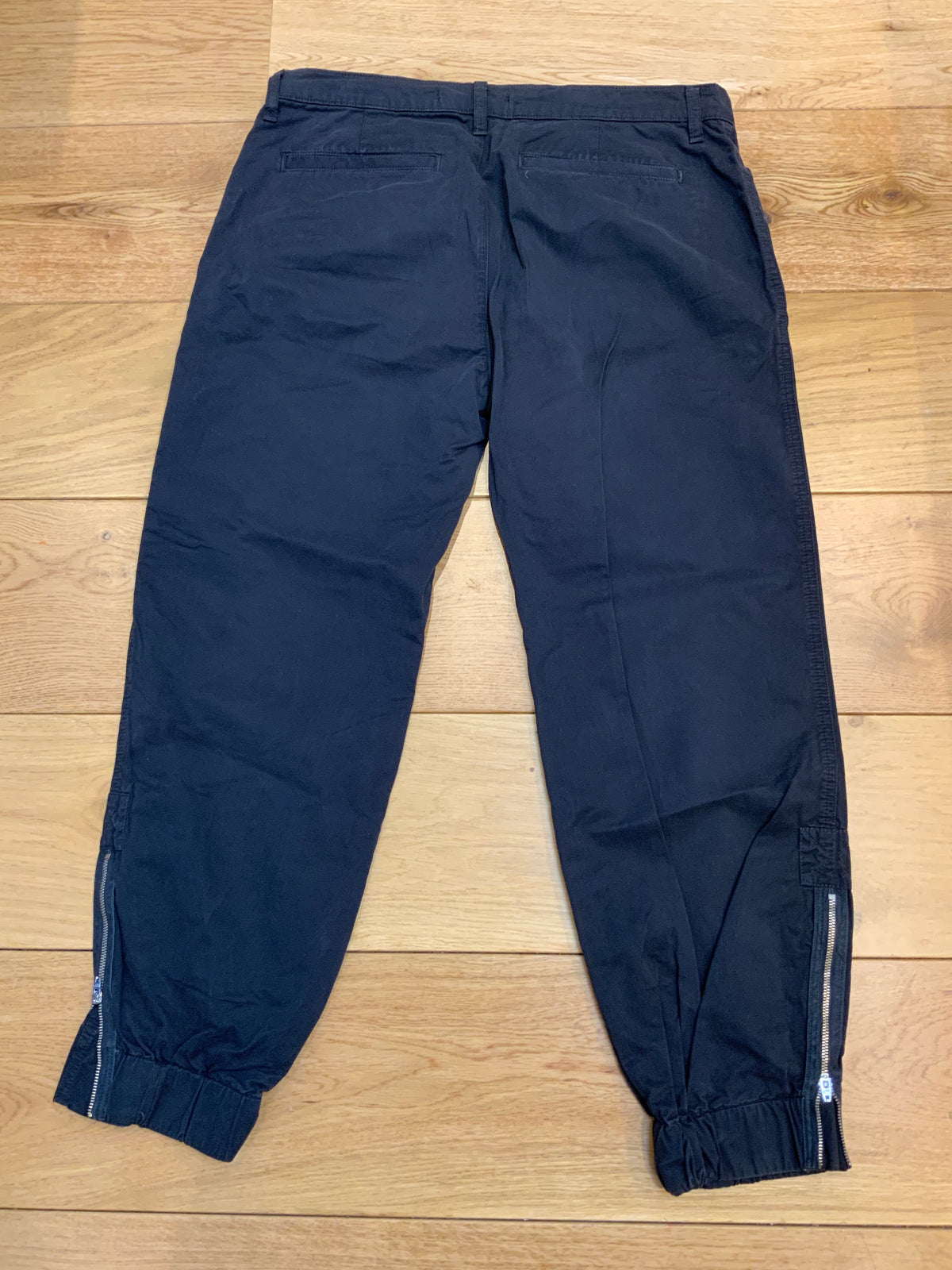 MOST WANTED J BRAND AMID RISE TAVI UTILITY JOGGERS - CHROME JEANS SIZE 30 ladies
