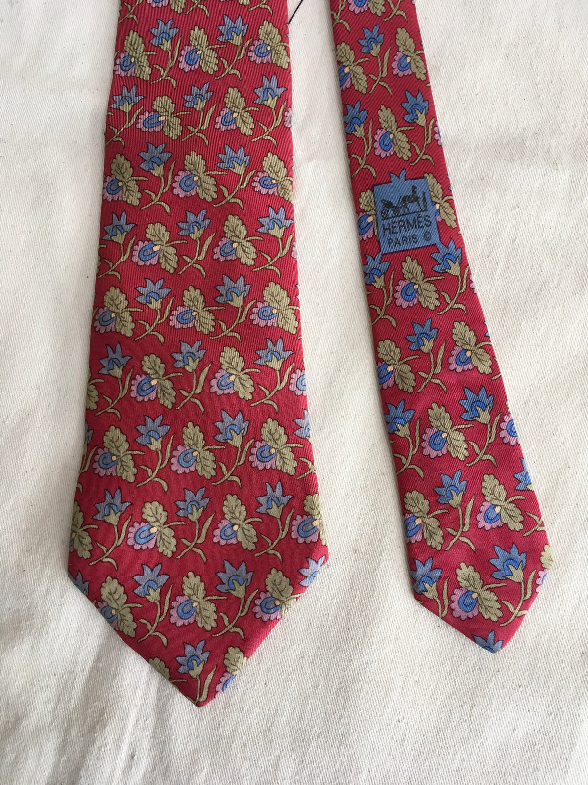 Hermès HERMES Paris Silk FLORAL Print Tie 7259 MA 100% AUTHENTIC Men