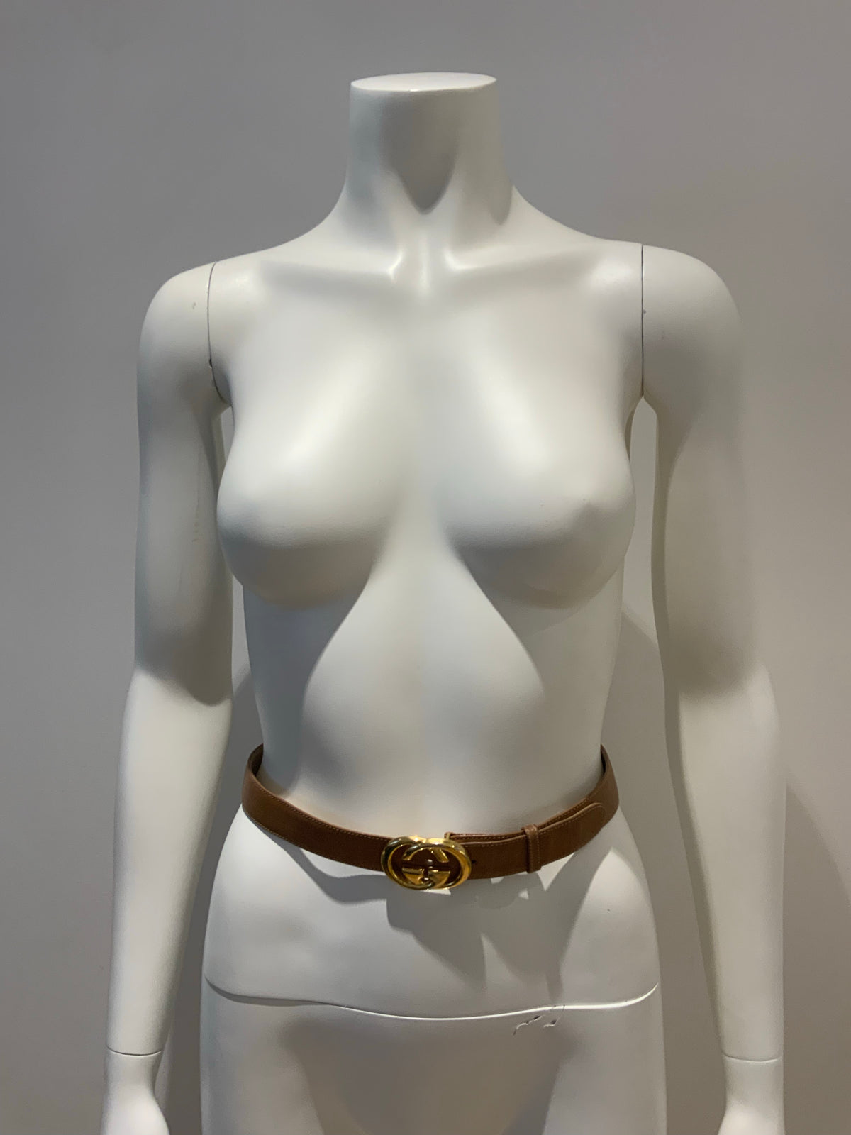 Gucci Vintage 1990's Leather GG Interlocking Belt Size 90-36 ladies